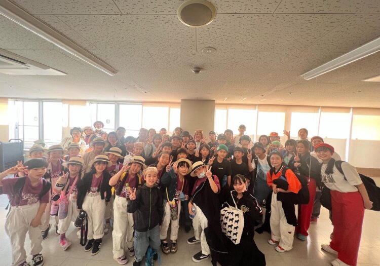 “キッズダンスフェスティバル　　アクロスモール春日”